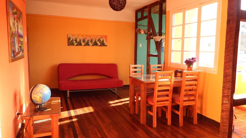 Casa Violeta Limon Daire Valparaíso Oda fotoğraf